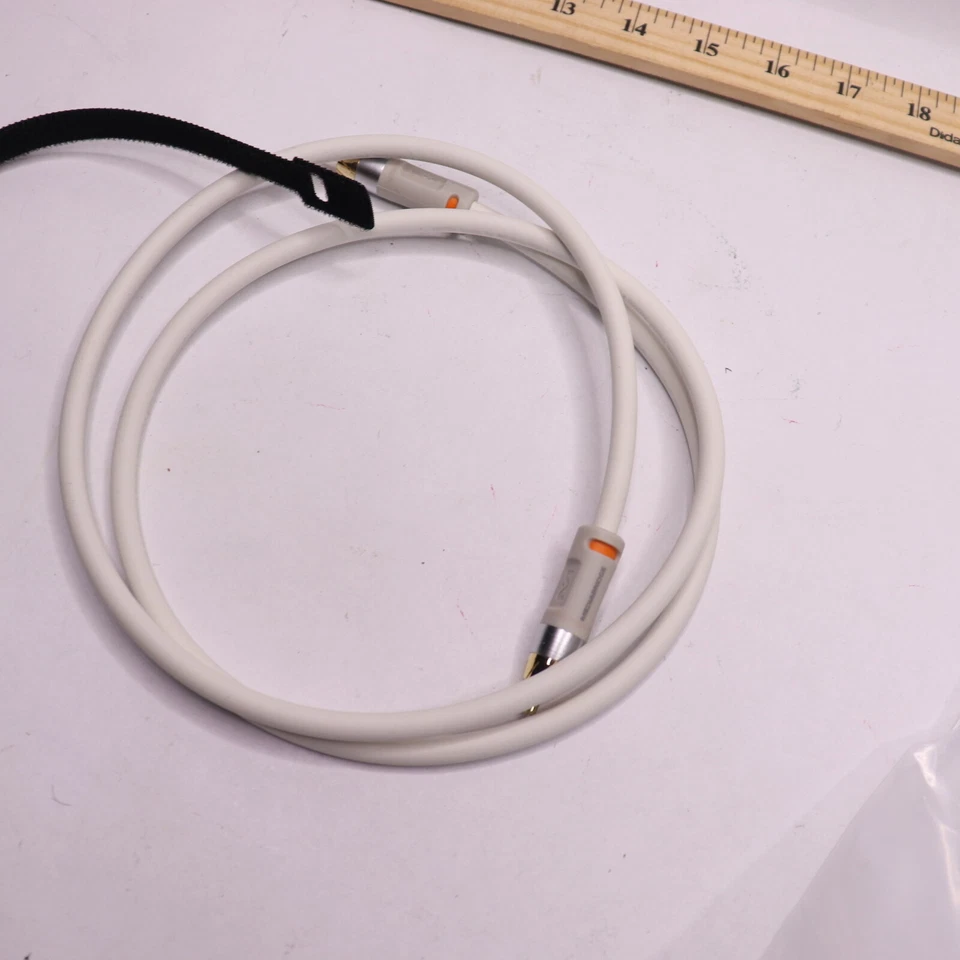 Mediabridge Ultra Series Digital Coaxial Cable Dual Shield White 4' CJ04-6WR-G2 - Image 1 of 4