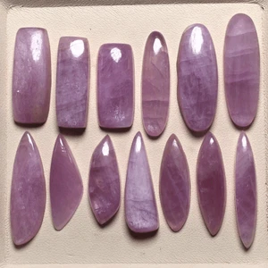 Venta al por mayor 13 piezas piedras preciosas de cabujón sin tratar kuncita natural de alta calidad 24 mm-31 mm - Imagen 1 de 12