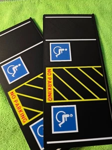 RoadScapes HO Scale Parking Lot (2 pack) - Picture 1 of 6