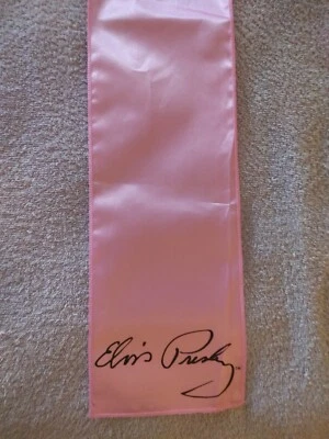 ELVIS PRESLEY SIGNATURE PINK SCARF CONCERT STYLE NEW - Image 1 of 3