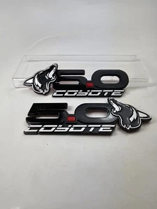 Silver Howling Coyote 5.0 Fender Emblems Fits 15-23 Mustang, F150, Coyote Engine - Picture 1 of 1