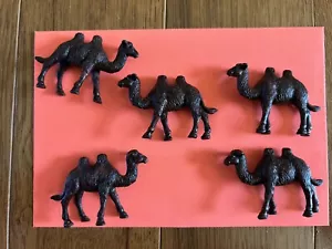 Plastic Toy Animals Camels - Picture 1 of 2