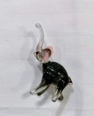 Vintage Glass Elephant Ornament Small Art Glass Handmade Rare Collectable  - Image 1 of 2