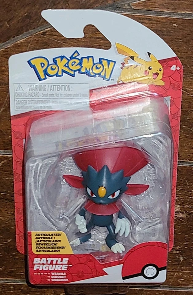 Pokemon 2 Inch Battle Action Figure 2-Pack includes 2" Rowlet and 2" Litten