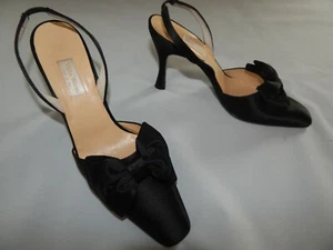 Vera Wang Black Satin Slingbacks withGorgeous Bow  8N - Worn once! - Picture 1 of 4