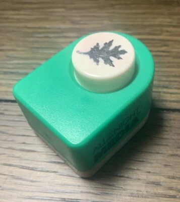 All Night Media Oak Leaf Scrapbooking Paper Punch - Изображение 1 из 3