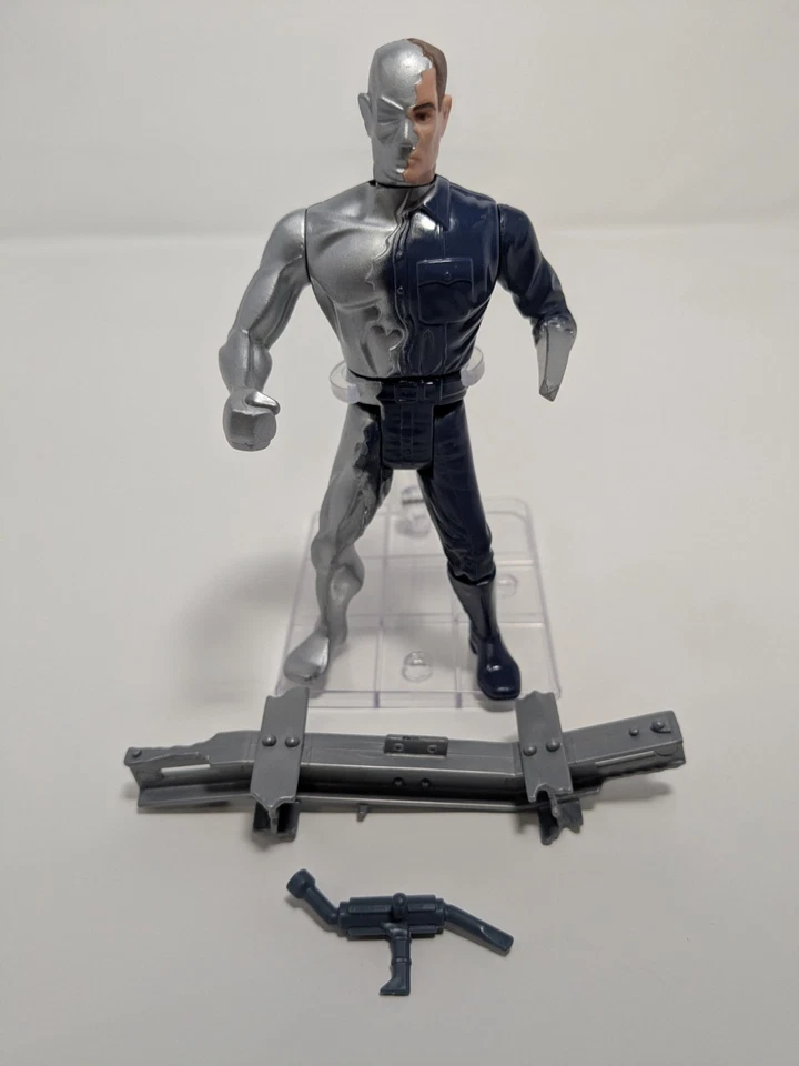 Terminator 2 Exploding T-1000 With Blast Apart Action Kenner Vintage Toy 1992 - Image 1 of 3