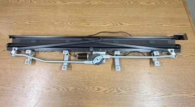 2003-2013 Maserati Quattroporte Rear Window Sun Shade Roller Screen Blind OEM - Image 1 of 4