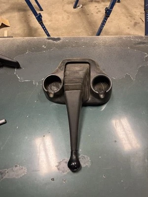 Ford Ranger 1995-1997 palanca de cambios y bota de cambios con portavasos Foto 1 de 4