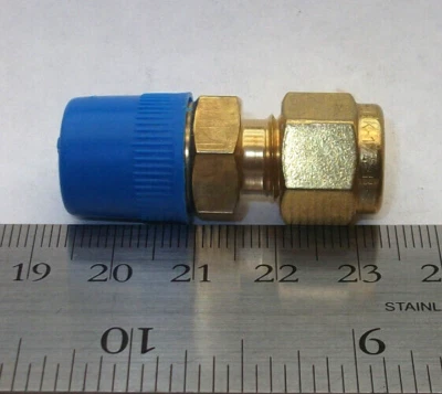 HAM-LET B-400-1-4 BRASS Tube Fitting Male Connector 1/4 Tube OD x 1/4" Male NPT
