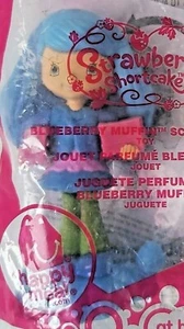 SCENTED 2011 Strawberry Shortcake #5 BLUEBERRY MUFFIN McDonalds happy meal toy - Picture 1 of 5