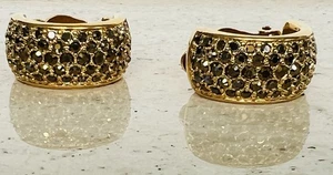 Swarovski Kristall Schwan Logo Braun Gold Ohrringe Pave Halb Creolen Clip Vintage Glam - Bild 1 von 8