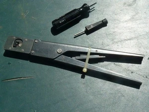 Prensadoras y herramientas de extracción T-AMP 90310-1 para tipo X, 3 y 14-18 AWG - Imagen 1 de 5