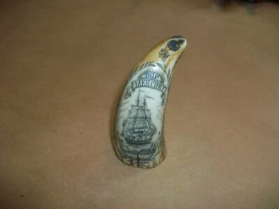 Scrimshaw de imitación en memoria del capitán Daniel Jordan barco diente de resina de mercurio Foto 1 de 4