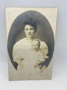 Vintage Postcard 1900's Portrait of Mother and Children Victorian Like Antique - Picture 1 of 12