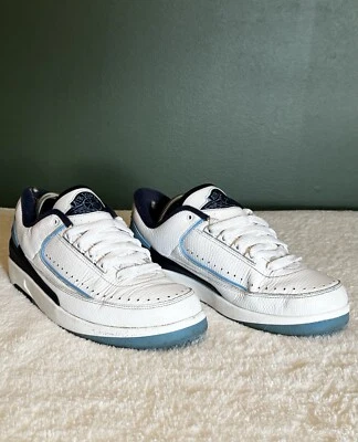 Talla 9.5 - Air Jordan 2 Retro Bajo Medianoche Azul Marino Foto 1 de 4