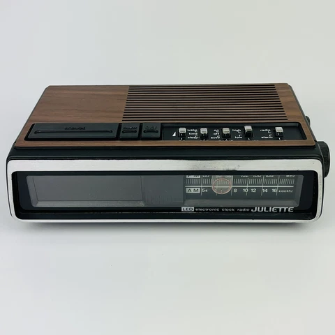 Juliette alarm clock radio model EL-1985 C , Tested, Red LED, Vintage MCM Retro Cover