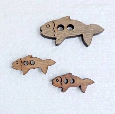 Wooden Fish Button 20mm 30mm 2 Hole Novelty Salmon Goldfish Sewing Art DIY Craft - Image 1 of 2