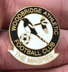 Woodbridge Athletic F.C. INSIGNIA PIN ESMALTADA CREST EQUIPO NO LIGA - Imagen 1 de 1