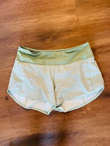 LULULEMON Speed High Rise 8 4” Green Shorts Tall Women’s Long - Picture 1 of 4