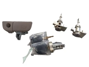 Set Cilindretti Avviamento Porte E 2 Chiavi Mitsubishi L200 Originali 6370A648HA - Foto 1 di 3