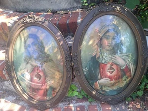 EDLES PAAR ANTIKE OVALE GESSO RAHMEN MIT BLASEN GLASABDECKUNGEN BLUTENDE HERZEN DRUCKE - Bild 1 von 19