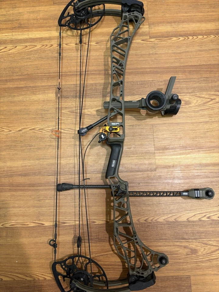Модификации Mathews Lift 33 для правой руки цвет Ambush Green 29 дюймов 80 фунтов - Изображение 1 из 4