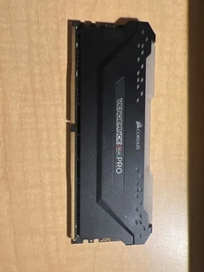 Corsair vengeance rgb pro ddr4 3200MHz 16GB (cmw32gx4m2z3200c16) - Picture 1 of 2