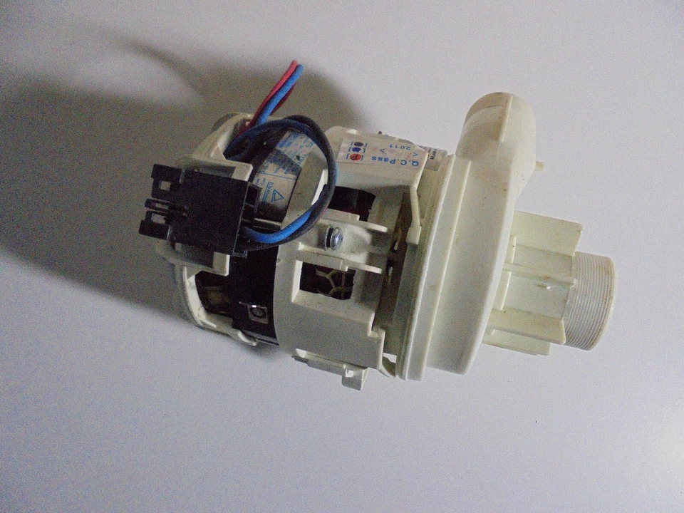 Pompe de cyclage lave vaisselle FAGOR LFF-310W/A - Photo 1/1