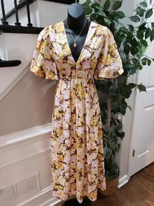 MINKPINK Women's Multi Floral Pleated V Neck Short Sleeve Long Maxi Dress Medium - Picture 1 of 13