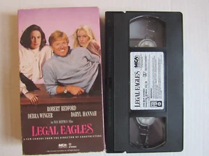 Legal Eagles (VHS 1991) 1986 ‧ Comedy/Thriller ‧ 1h 56m - Imagen 1 de 2