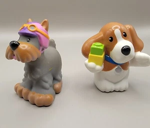 Fisher Price Little People 2009 Brown Hound Dog Puppy / Gray Schnauzer Helmet - Picture 1 of 6