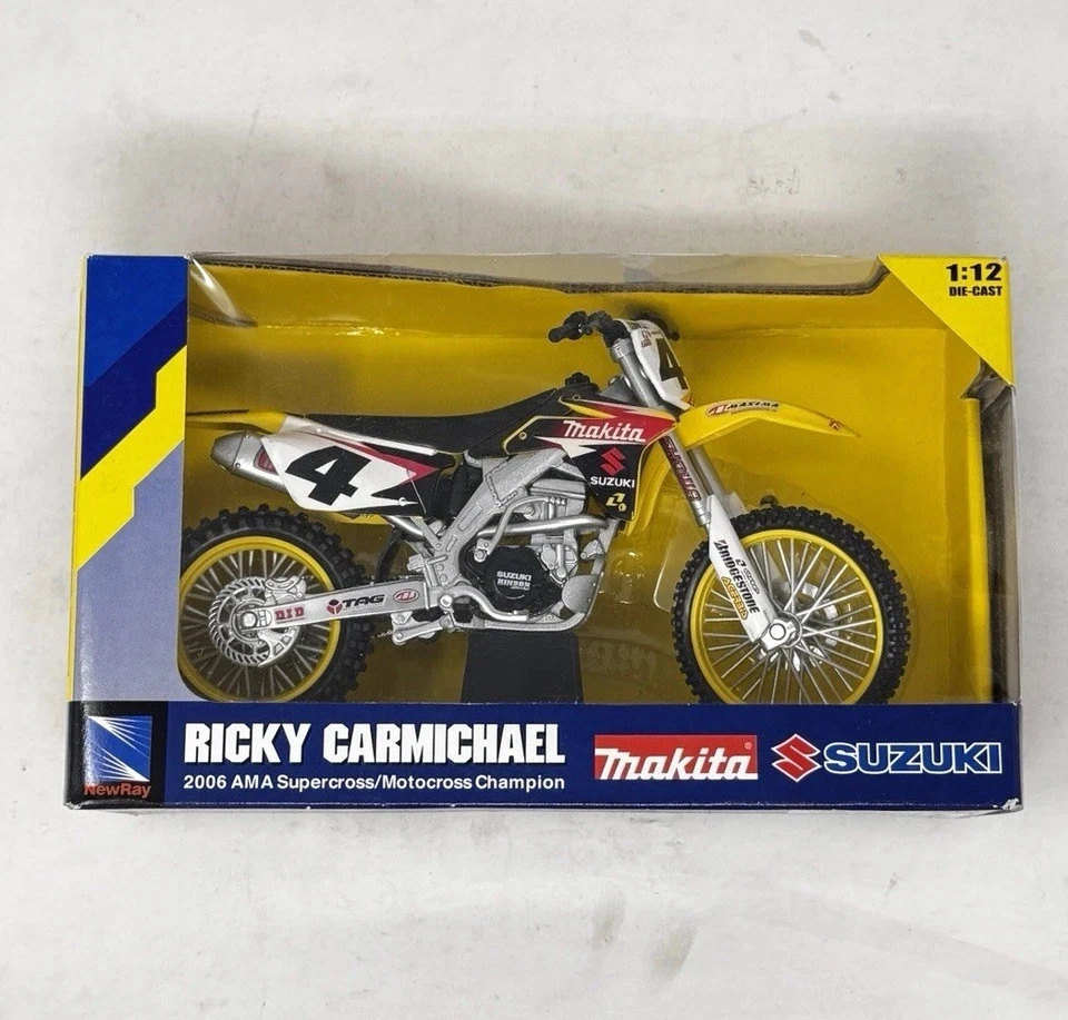 New-Ray 1:12 2006 Makita Suzuki RM-Z450 Ricky Carmichael RC4 Diecast Model - Image 1 of 4