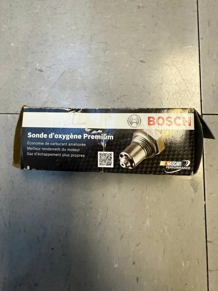 Bosch Oxygen Sensor 13055 For Saturn SC1 SC2 SL SL1 SL2 SW1 SW2 1996-1999 - Image 1 of 2