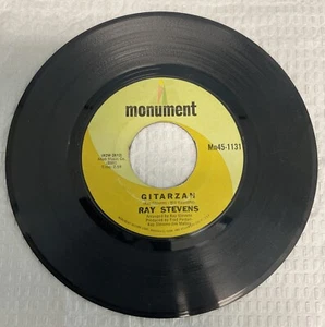 RAY STEVENS 45 MONUMENT "GITARZAN & BAGPIPES" Mn45-1131 Used Very Good - Picture 1 of 2