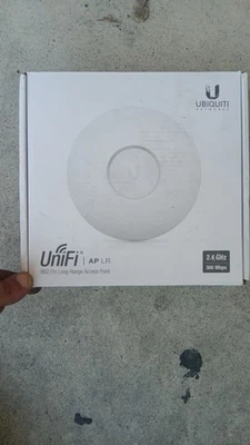 Ubiquiti Networks UAP-LR Wi-Fi System Long Range Network Access Point New - Image 1 of 4