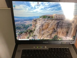 Dell Precision M90 INTEL 2.0GHZ 17.3" Laptop 24GB sod WINDOWS 10 - Picture 1 of 6