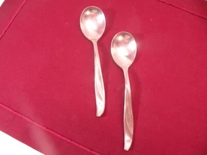Set Of 2 Teaspoons Towle TWS110 SCC Supreme Cutlery Stainless Japan 5 3/4" - Picture 1 of 5