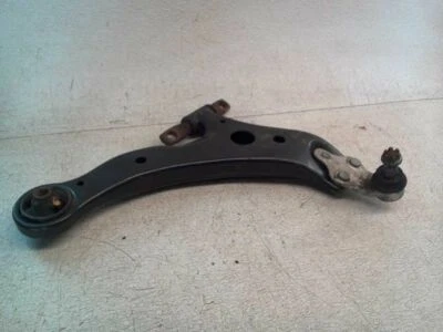 Passenger Front Lower Control Arm for 2012 Toyota Camry - Imagem 1 de 4