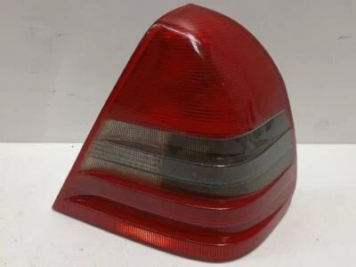 A2028201264 piloto trasero derecho para MERCEDES-BENZ CLASE C (W202) BERLINA 180 - Imagen 1 de 4