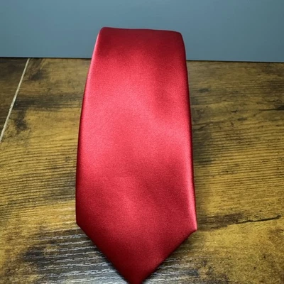 Corbata roja Alfani nueva sin etiquetas 100 % seda para hombre 100 % seda importada Foto 1 de 4