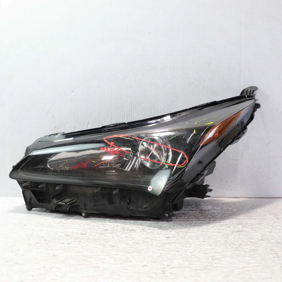 Faro izquierdo del conductor proyector LED 300h 300h 2015-2017 Lexus NX200t OEM Foto 1 de 4