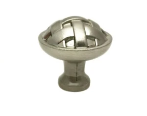 Brushed Satin Nickel Kitchen Cabinet Drawer Closet Knob Pull Handle Hardware - Picture 1 of 2