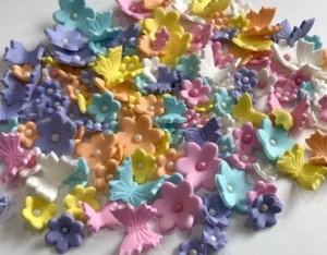 FLOWERS AND BUTTERFLIES !!!PASTEL COLOURS X 50 PIECES *Edible Cup Cake Toppers - Picture 1 of 4