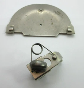 Sänger federleichter Stopf-/Stickfuß 86294 & Futter Hund Abdeckplatte 66629 - Bild 1 von 4