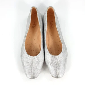 Clarks planos metálicos plateados brillantes de cuero talla 6 - Imagen 1 de 13