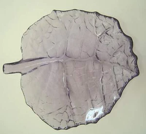Purple Glass Cabbage Leaf Design Candy Nut Dish - Picture 1 of 4