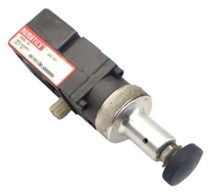Numatics 081RS100J000000 Pneumatischer Regler 10-130PSIG - Bild 1 von 2