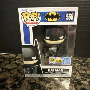 Batman 2025 Sdcc Funko Pop! OFFICIAL STICKER Exclusive #569 AP24 - Picture 1 of 6