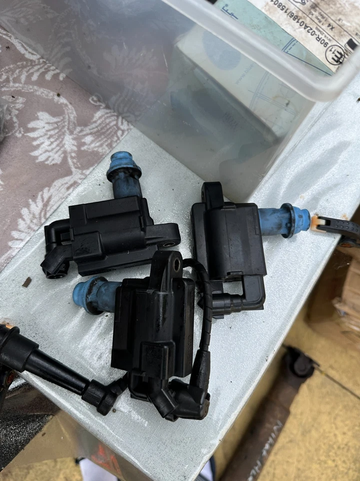 2JZ Coils (90919-02216)  + Ignitor (89621 30030) USED WORKING | from IS300 2002 - Image 1 of 4